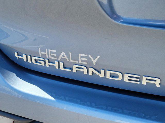 used 2023 Toyota Highlander car, priced at $39,378