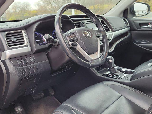 used 2018 Toyota Highlander car, priced at $17,331
