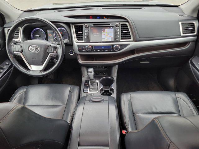 used 2018 Toyota Highlander car, priced at $17,331