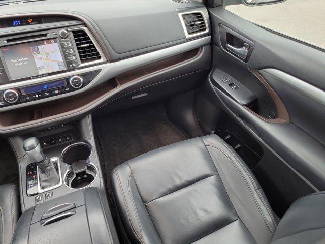 used 2018 Toyota Highlander car, priced at $17,331