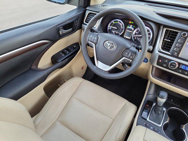 used 2016 Toyota Highlander Hybrid car, priced at $18,933