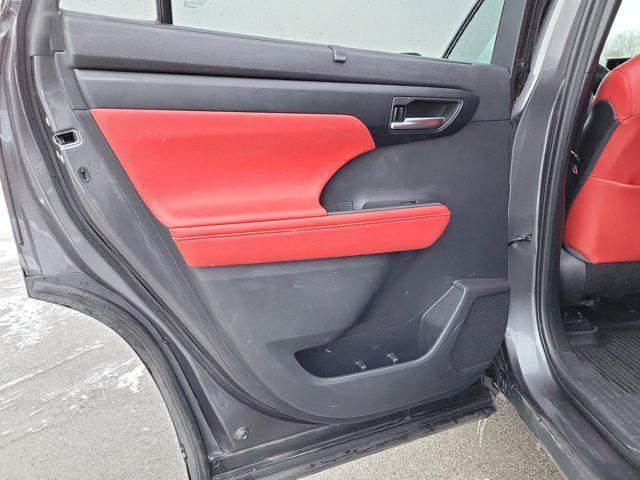 used 2021 Toyota Highlander car, priced at $25,977