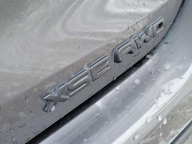 used 2021 Toyota Highlander car, priced at $25,977