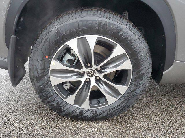 new 2026 Toyota Highlander car, priced at $48,858