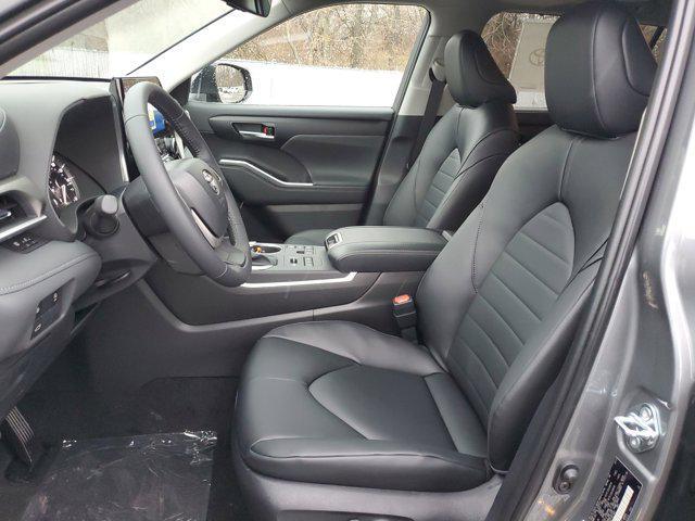 new 2026 Toyota Highlander car, priced at $48,858