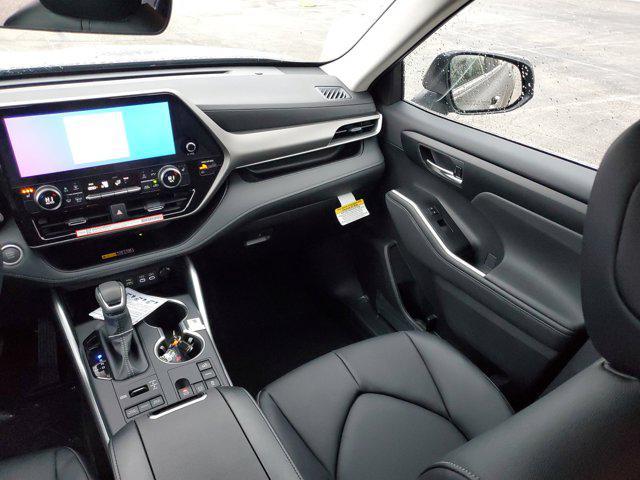 new 2026 Toyota Highlander car, priced at $48,858