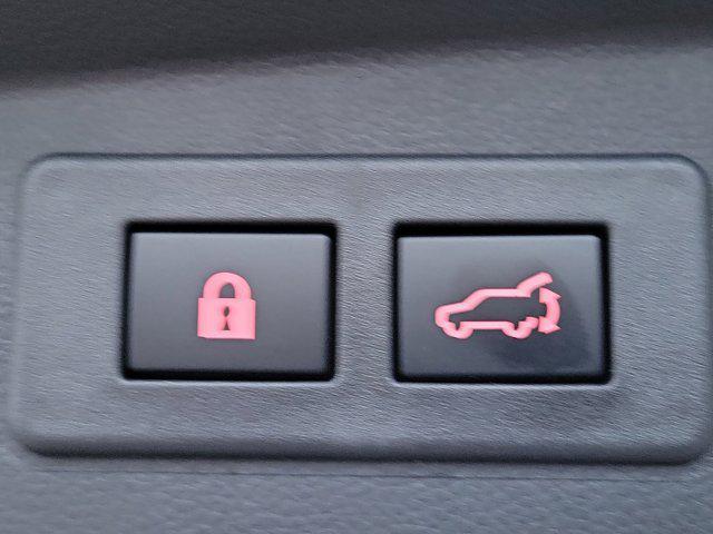 used 2025 Subaru Outback car, priced at $39,622