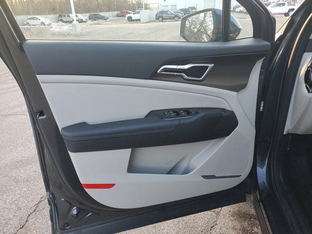 used 2025 Kia Sportage car, priced at $28,871