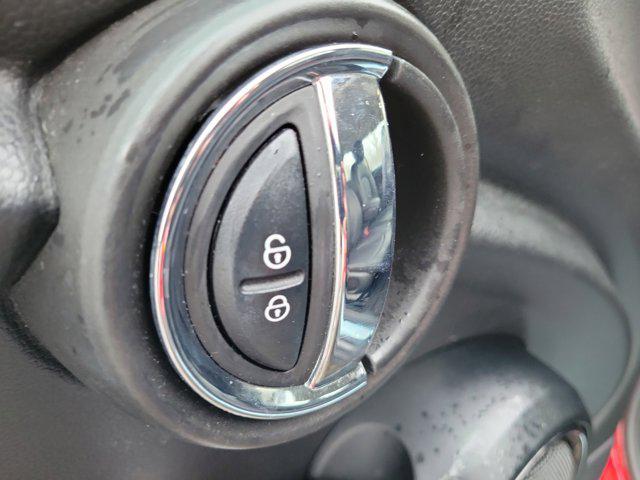 used 2021 MINI Hardtop car, priced at $19,282