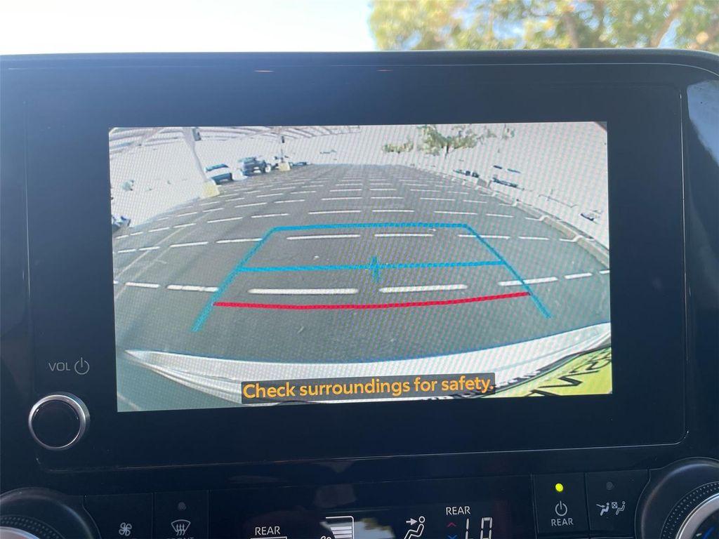 used 2024 Toyota Highlander car, priced at $37,991