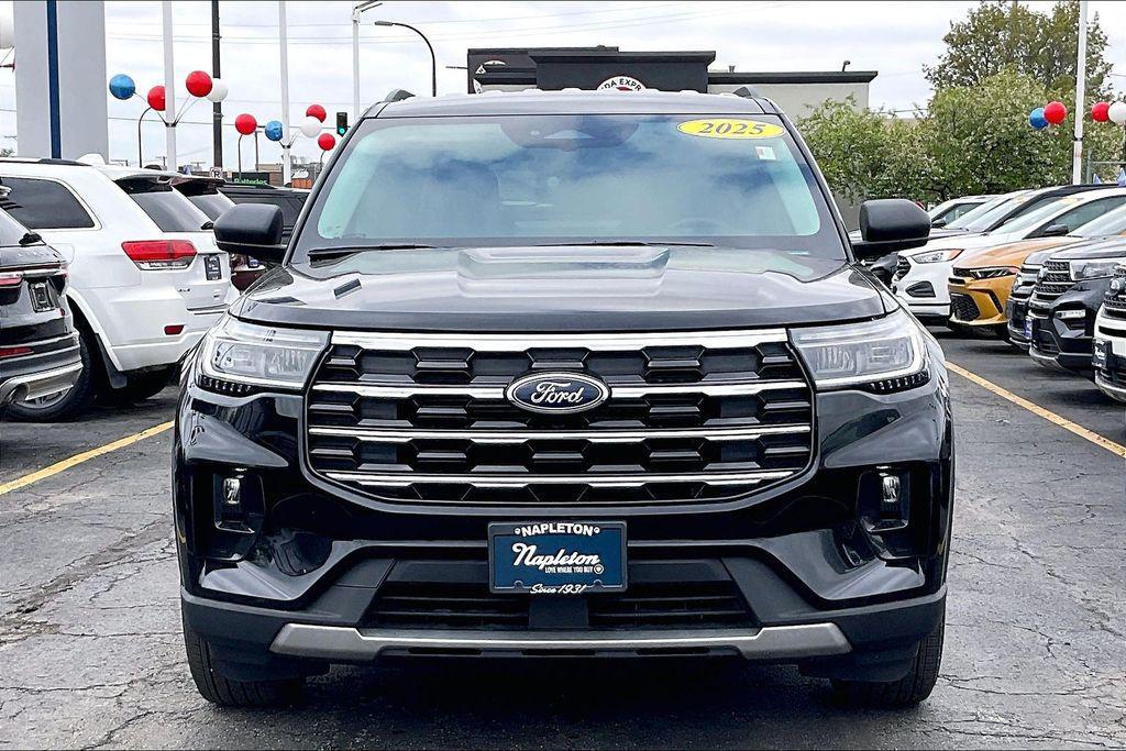 used 2025 Ford Explorer car, priced at $39,104
