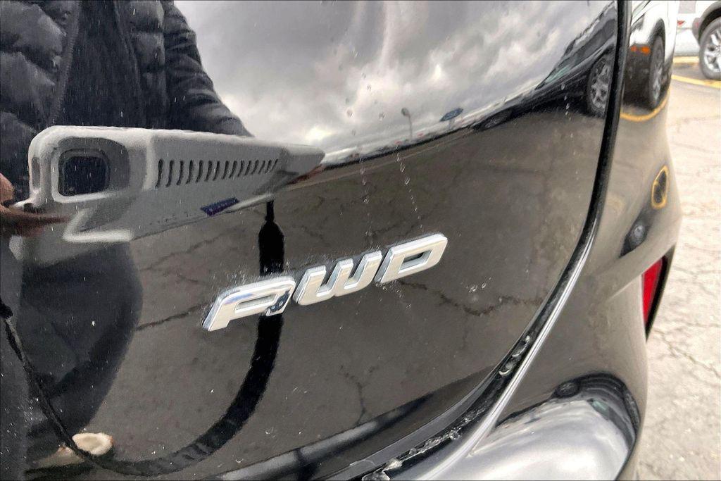 used 2023 Ford Edge car, priced at $25,000