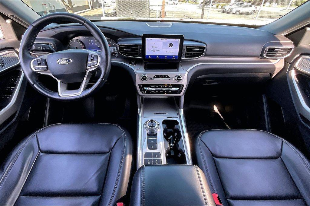 used 2023 Ford Explorer car, priced at $30,952