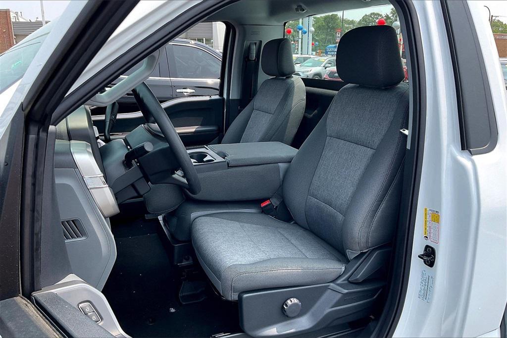 new 2025 Ford F-350 car, priced at $51,129