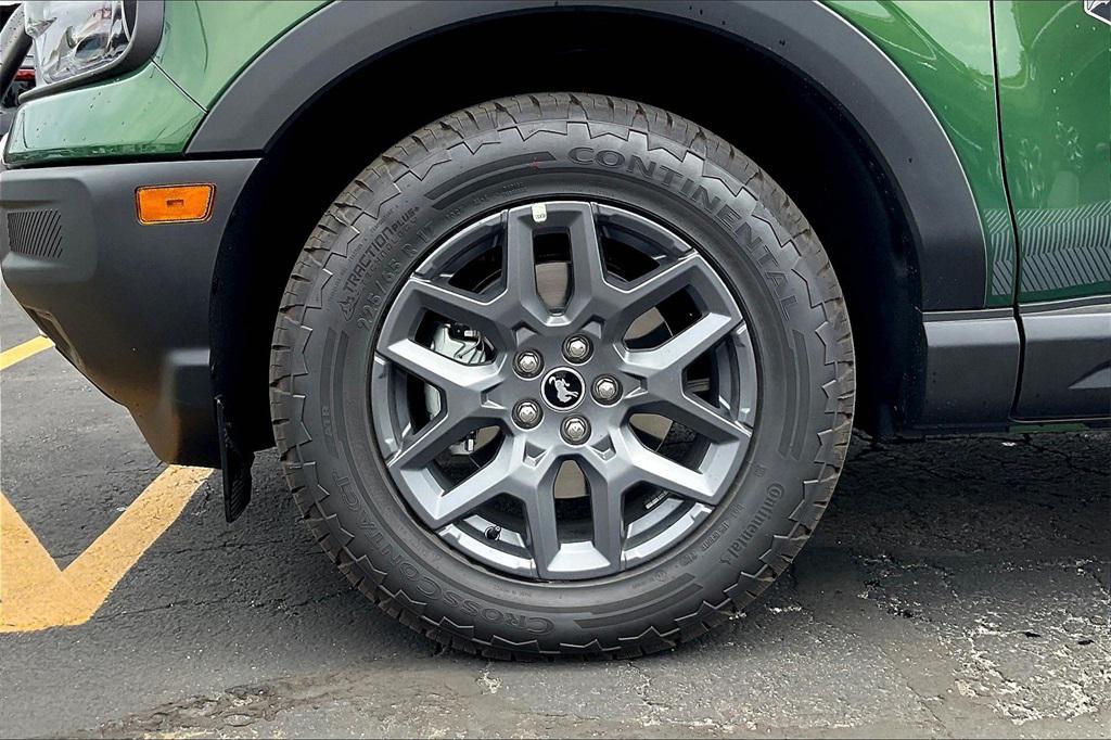 new 2025 Ford Bronco Sport car, priced at $33,929