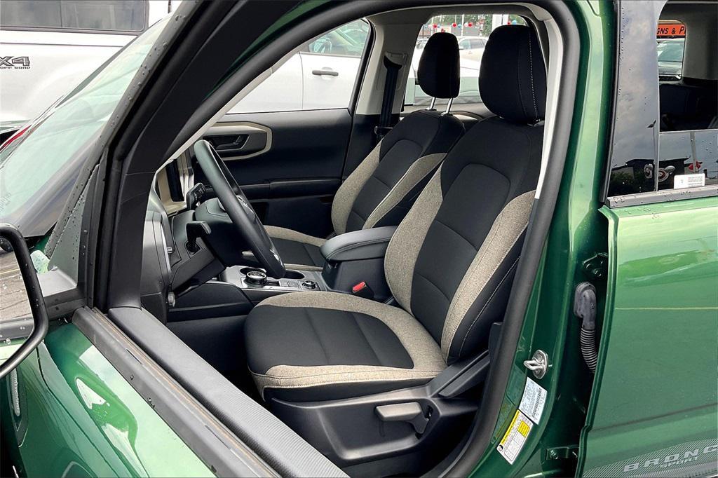 new 2025 Ford Bronco Sport car, priced at $33,929