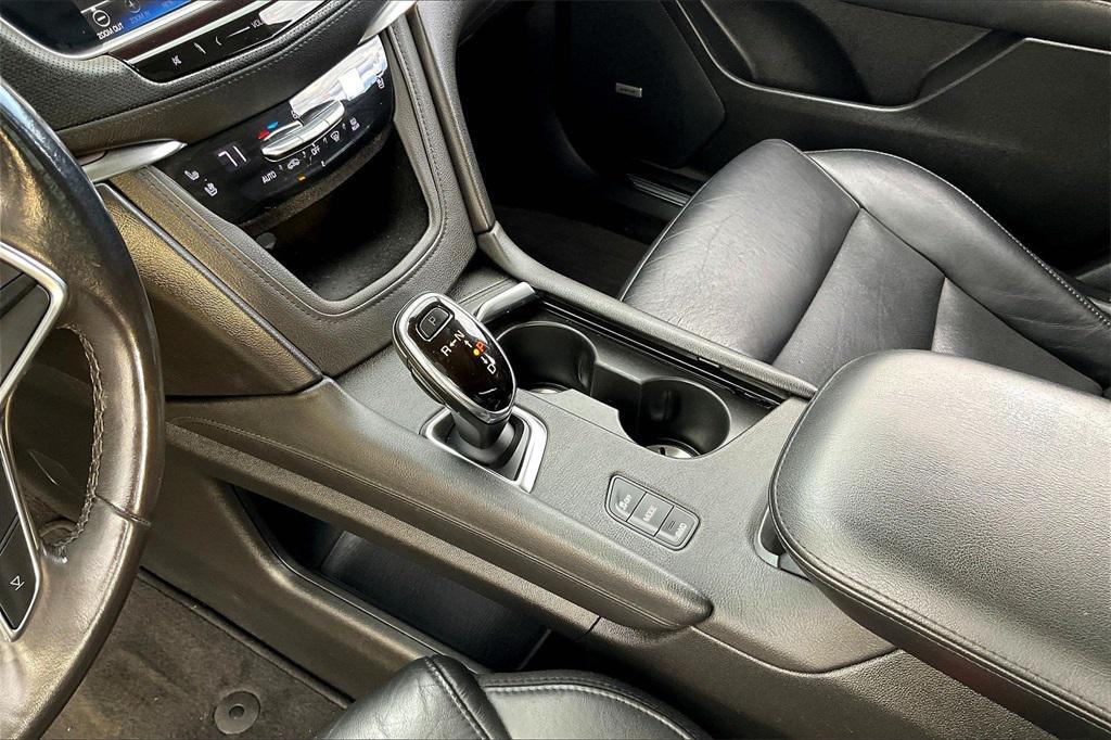 used 2018 Cadillac XT5 car, priced at $17,990