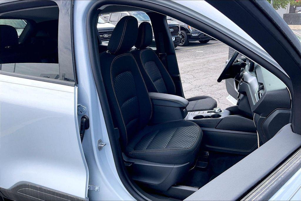 new 2026 Ford Escape car, priced at $29,260