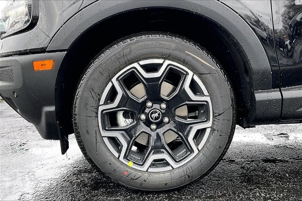 new 2025 Ford Bronco Sport car, priced at $38,349