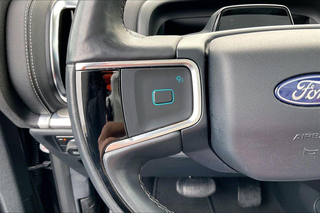 used 2025 Ford Expedition car, priced at $66,108