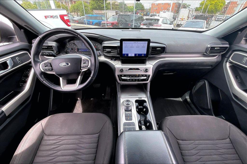 used 2021 Ford Explorer car, priced at $25,637