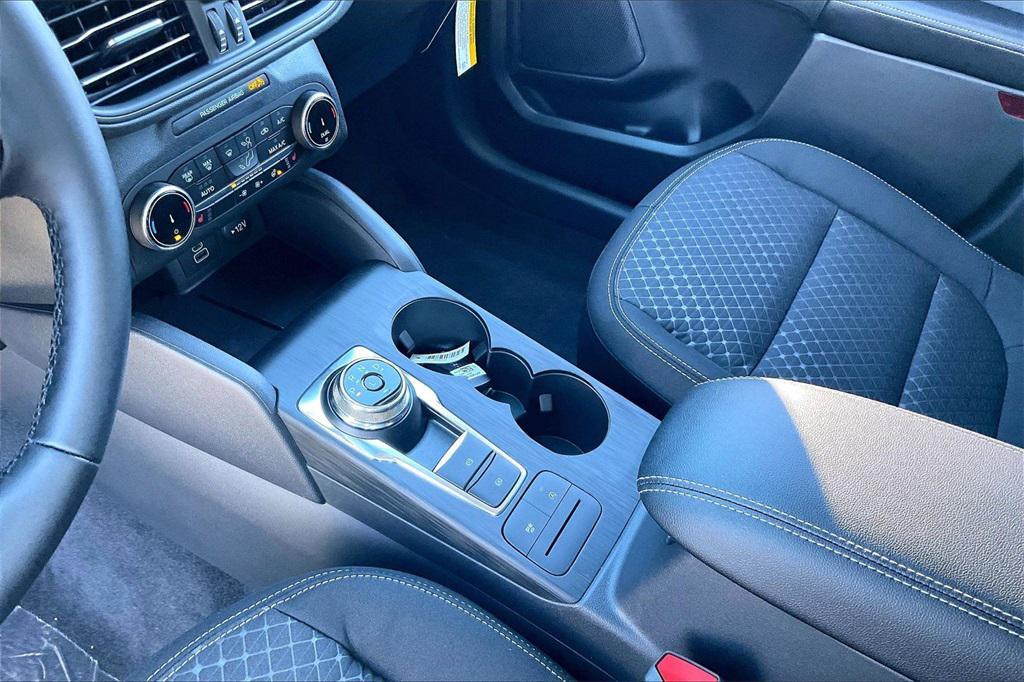 new 2026 Ford Escape car, priced at $27,902