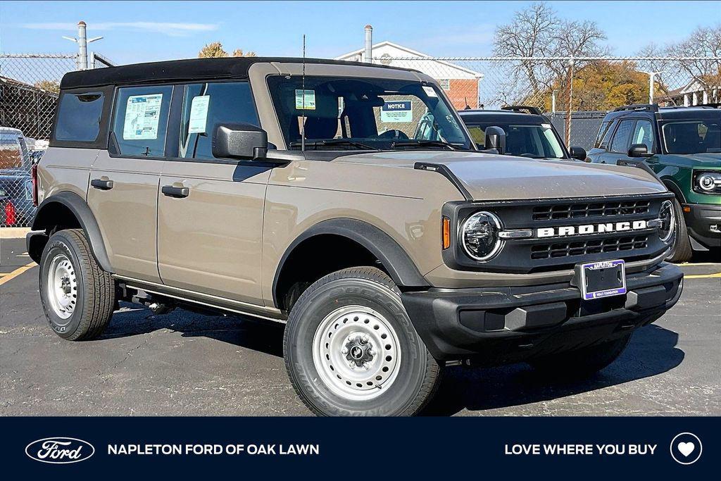 new 2025 Ford Bronco car, priced at $39,590