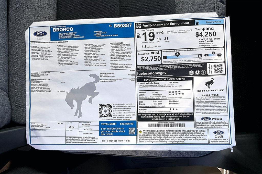 new 2025 Ford Bronco car, priced at $39,590