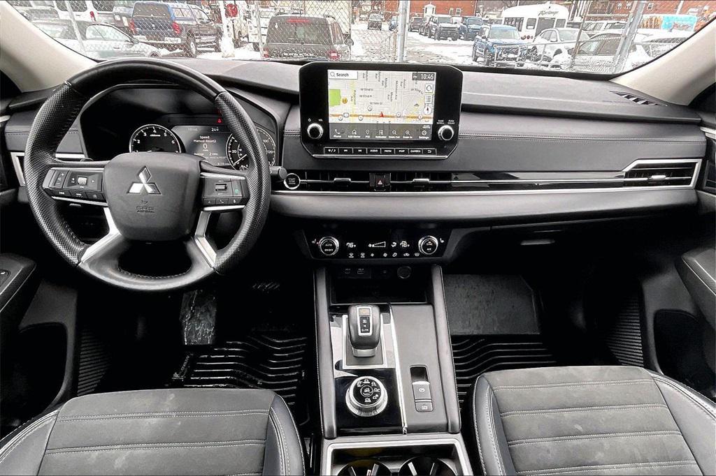 used 2024 Mitsubishi Outlander car, priced at $24,985
