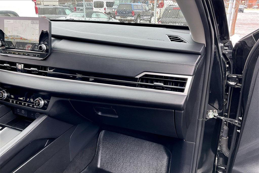 used 2024 Mitsubishi Outlander car, priced at $24,985