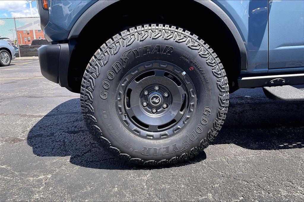 new 2025 Ford Bronco car, priced at $59,756