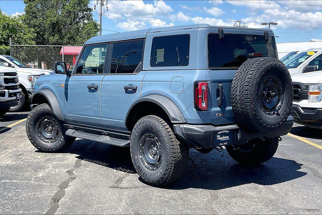 new 2025 Ford Bronco car, priced at $59,756