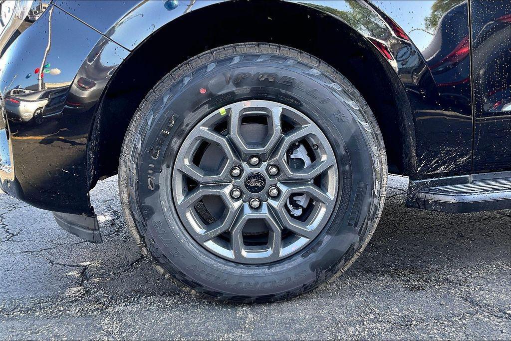 new 2026 Ford Expedition car, priced at $2,292