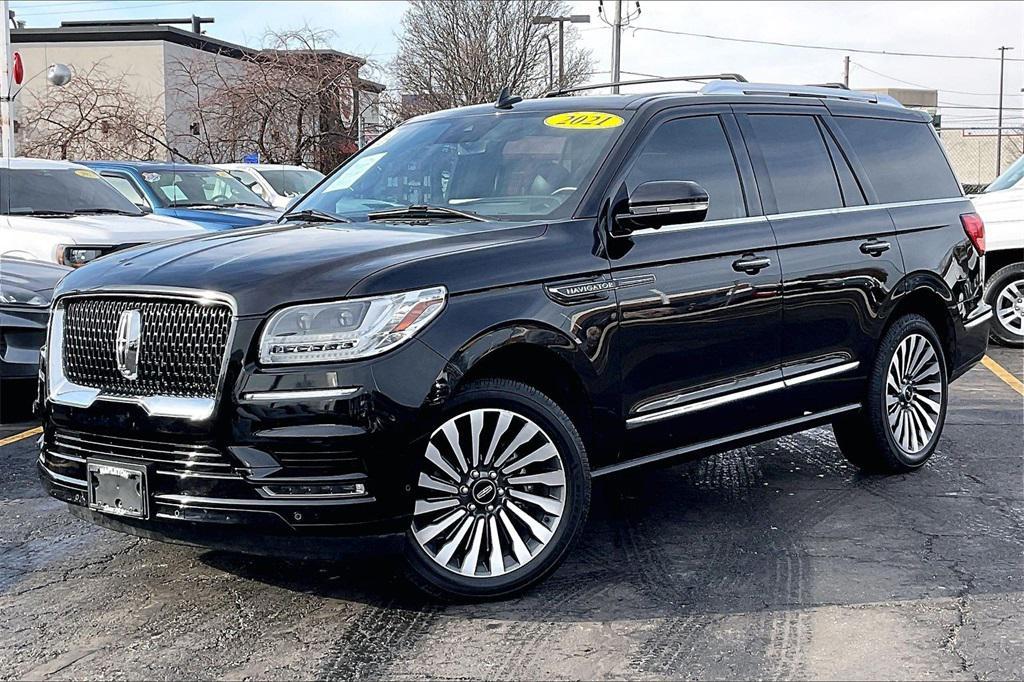 used 2021 Lincoln Navigator car, priced at $41,880