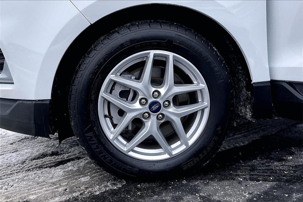 used 2024 Ford Edge car, priced at $21,950