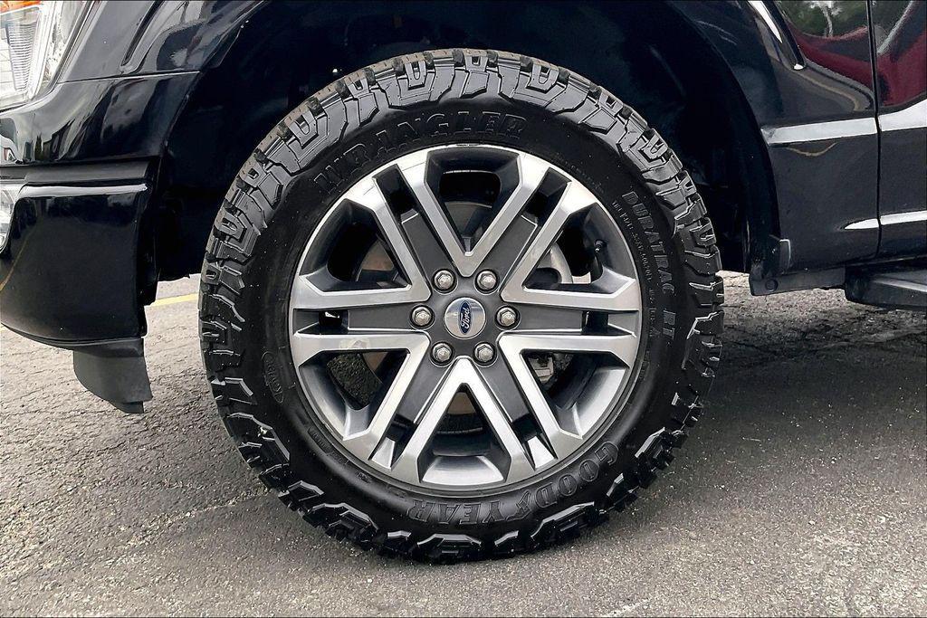 used 2022 Ford F-150 car, priced at $34,397