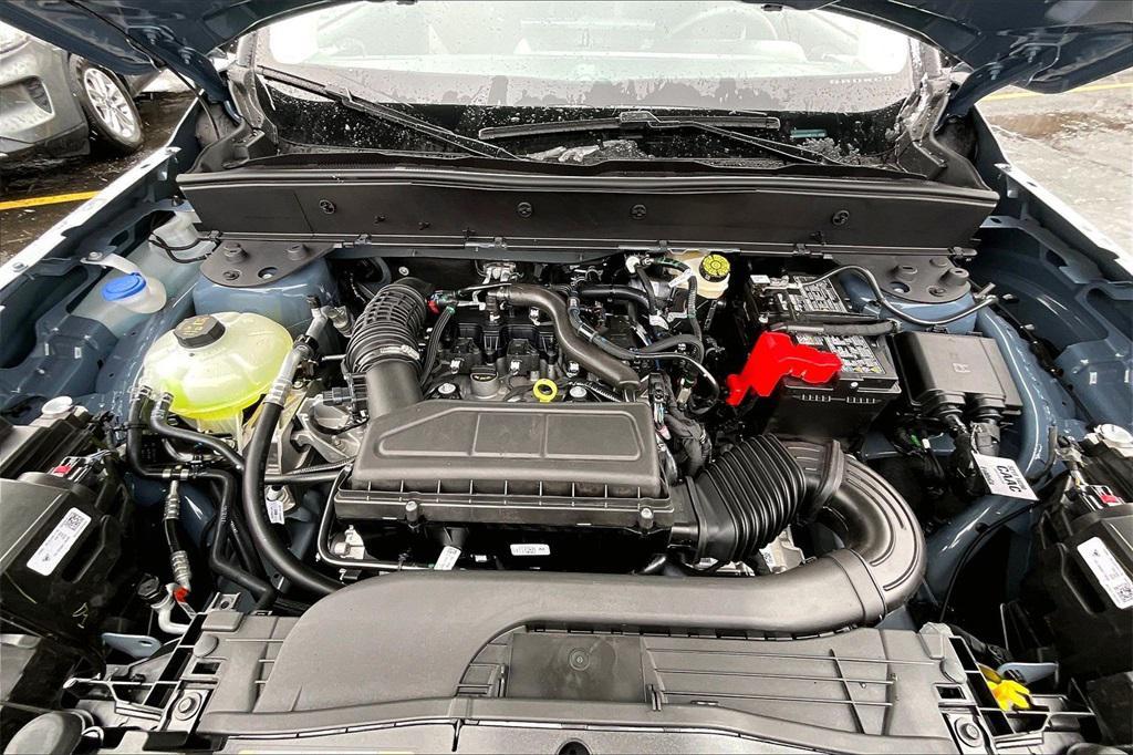 new 2025 Ford Bronco Sport car, priced at $33,299