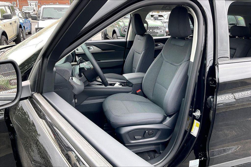 new 2026 Ford Explorer car, priced at $40,700