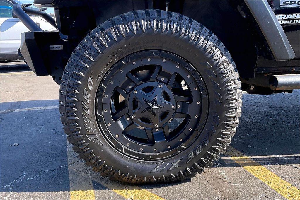 used 2011 Jeep Wrangler Unlimited car, priced at $11,765