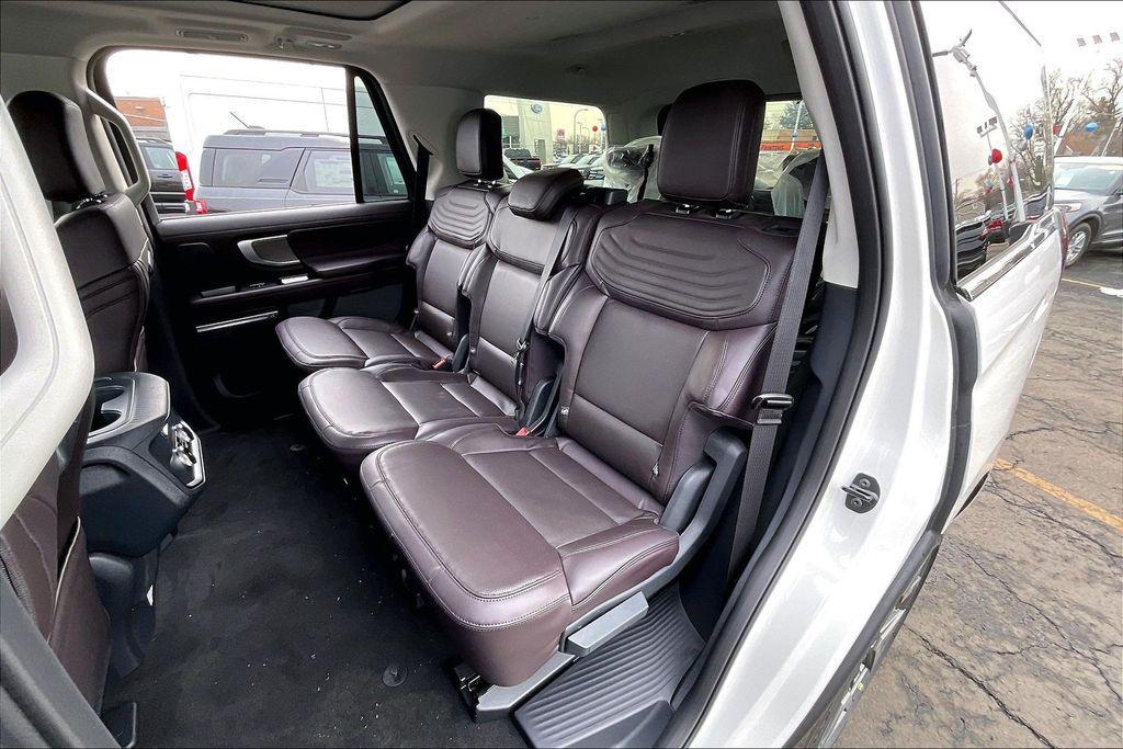 new 2025 Ford Expedition car, priced at $93,510