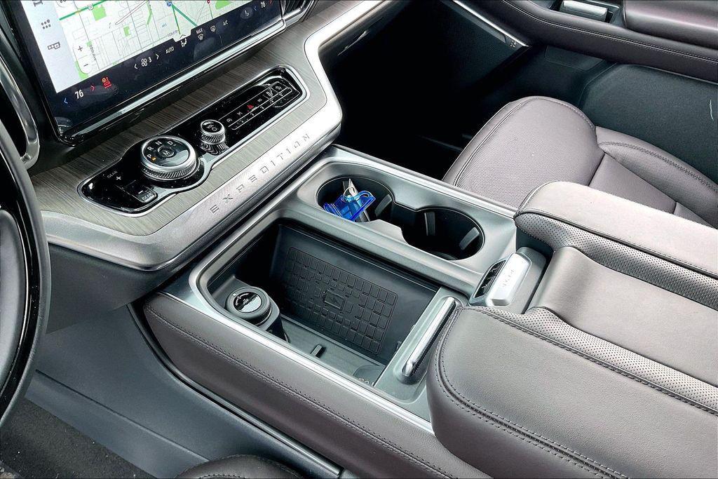 new 2025 Ford Expedition car, priced at $93,510