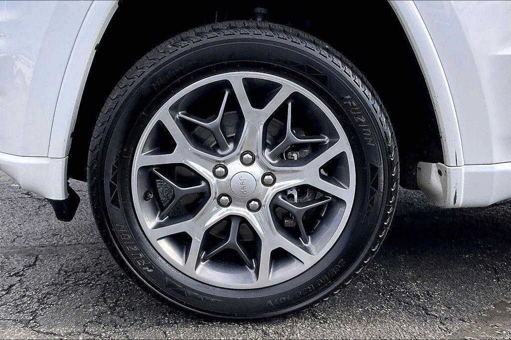 used 2021 Jeep Grand Cherokee car, priced at $27,985