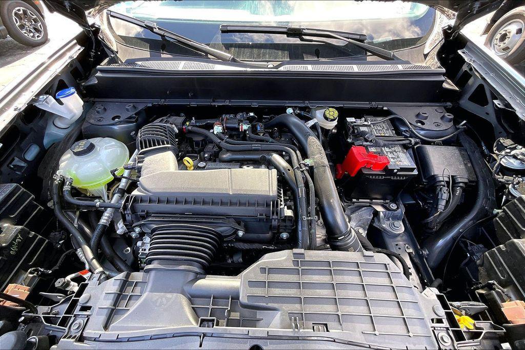 new 2025 Ford Maverick car, priced at $34,542