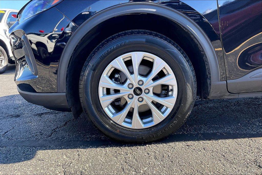 used 2023 Ford Escape car, priced at $23,072