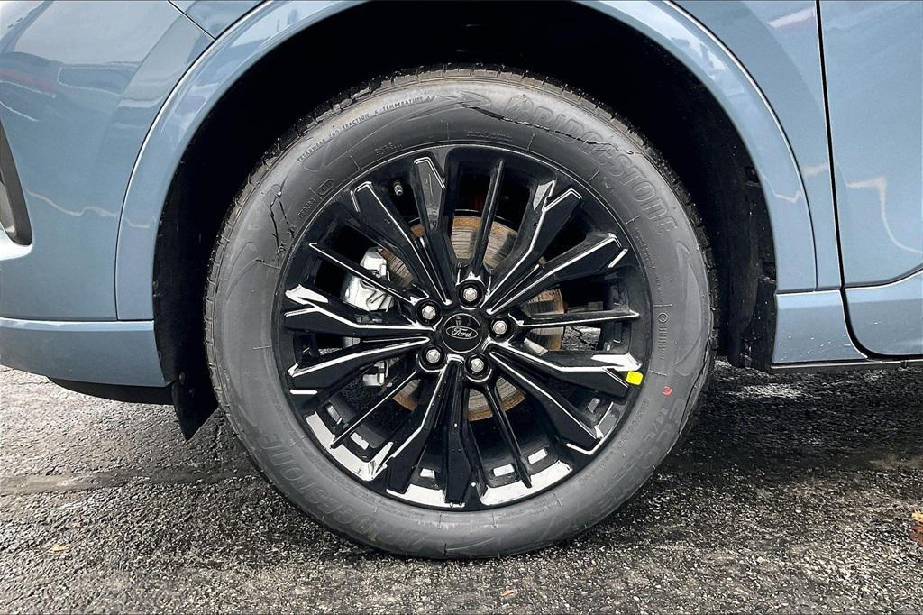 new 2026 Ford Escape car, priced at $36,995