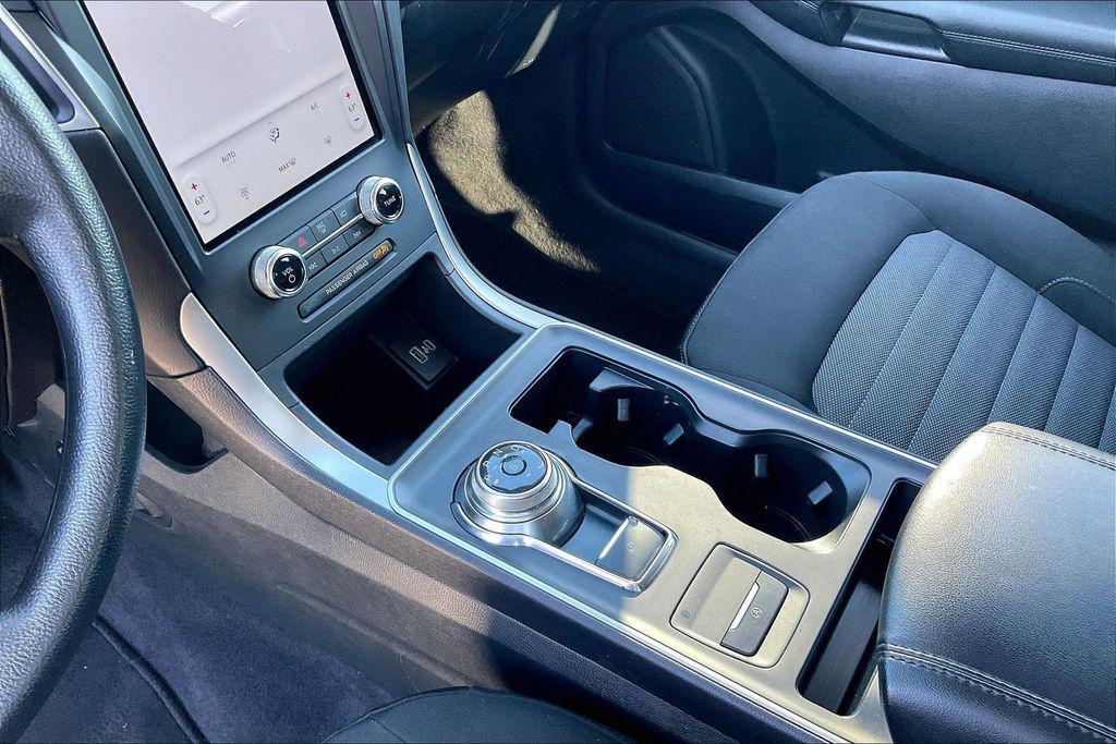 used 2024 Ford Edge car, priced at $29,440