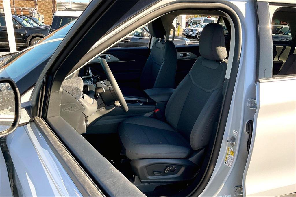 new 2026 Ford Explorer car, priced at $40,606