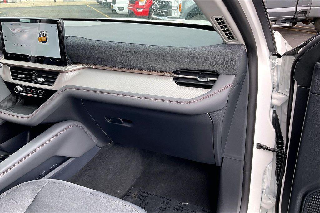 new 2026 Ford Explorer car, priced at $41,420