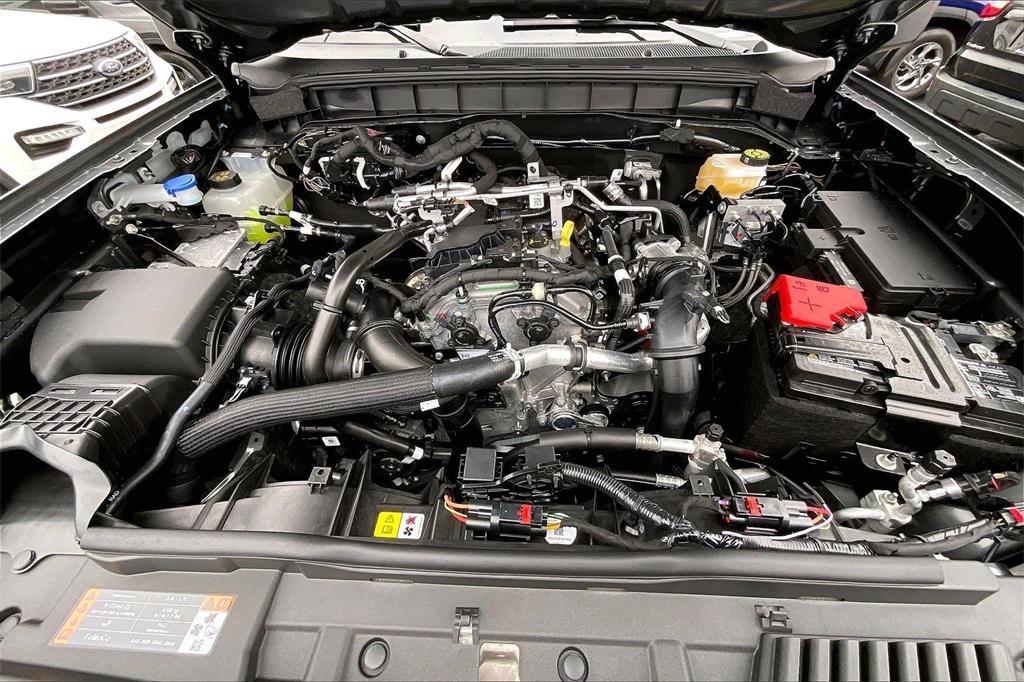 new 2025 Ford Bronco car, priced at $42,261