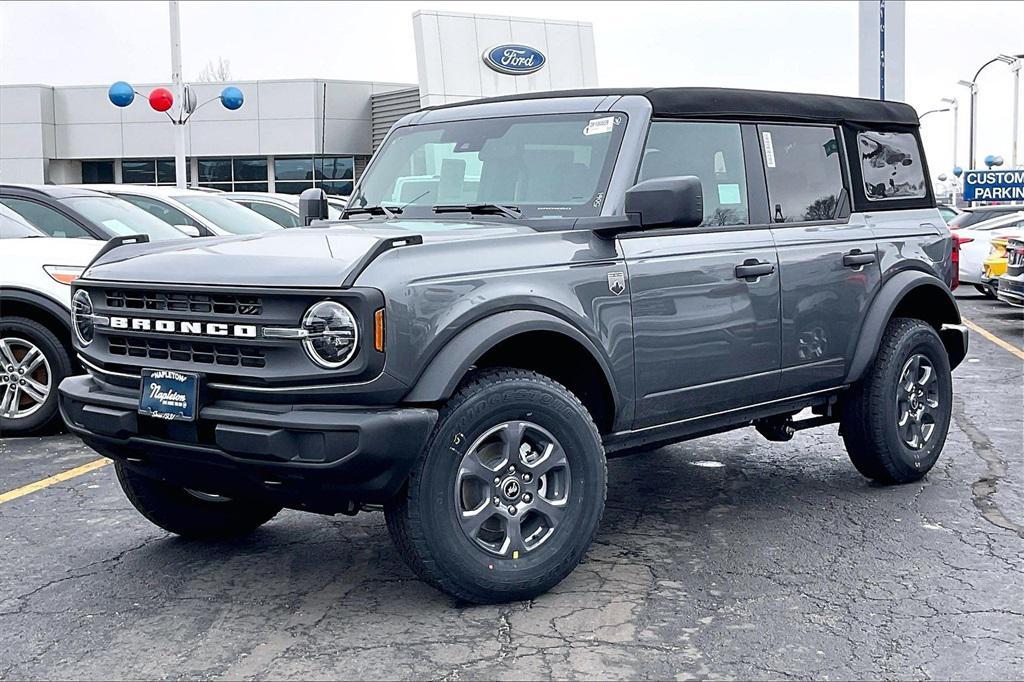 new 2025 Ford Bronco car, priced at $42,261